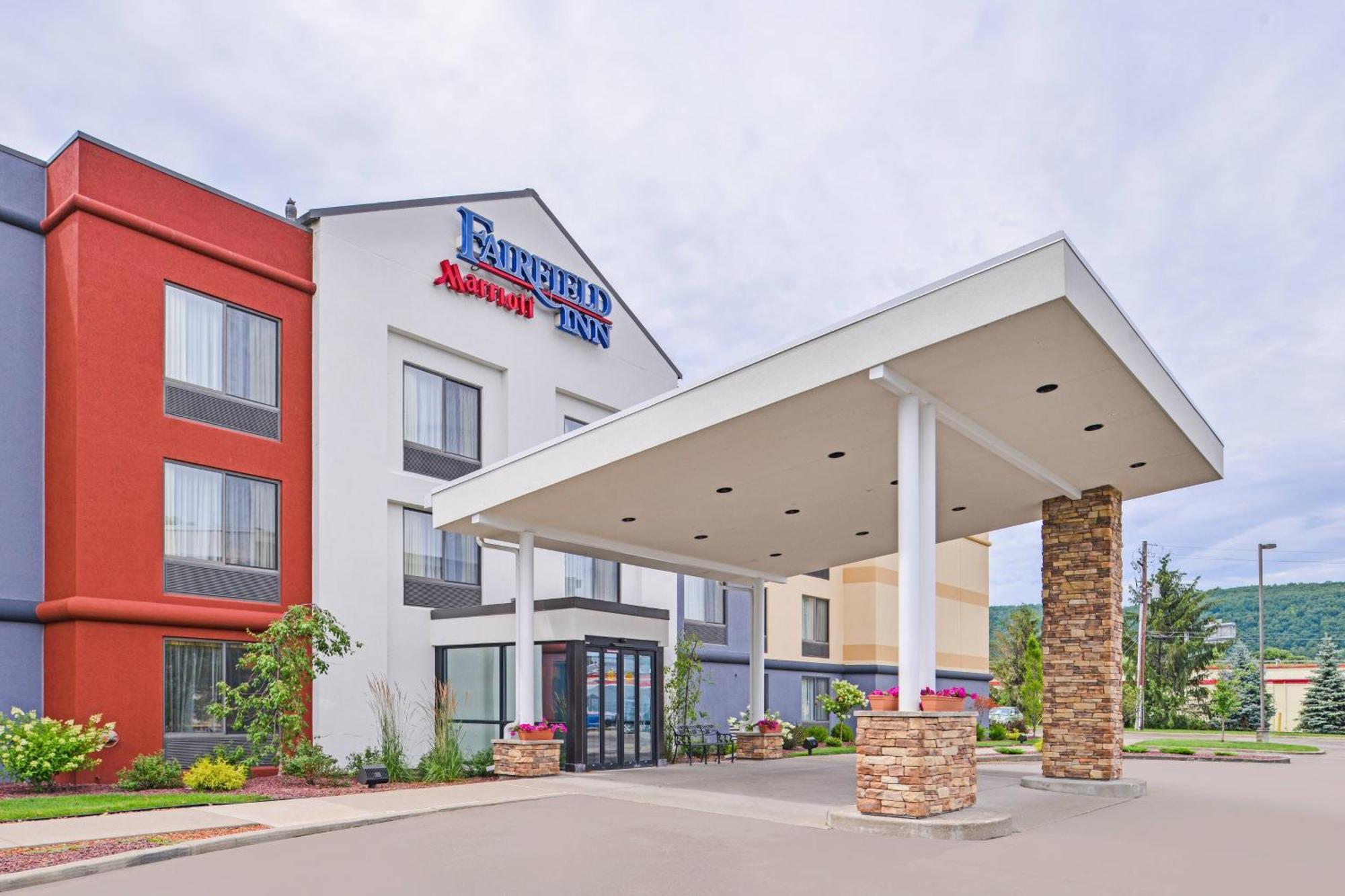 Fairfield Inn Corning Riverside Экстерьер фото