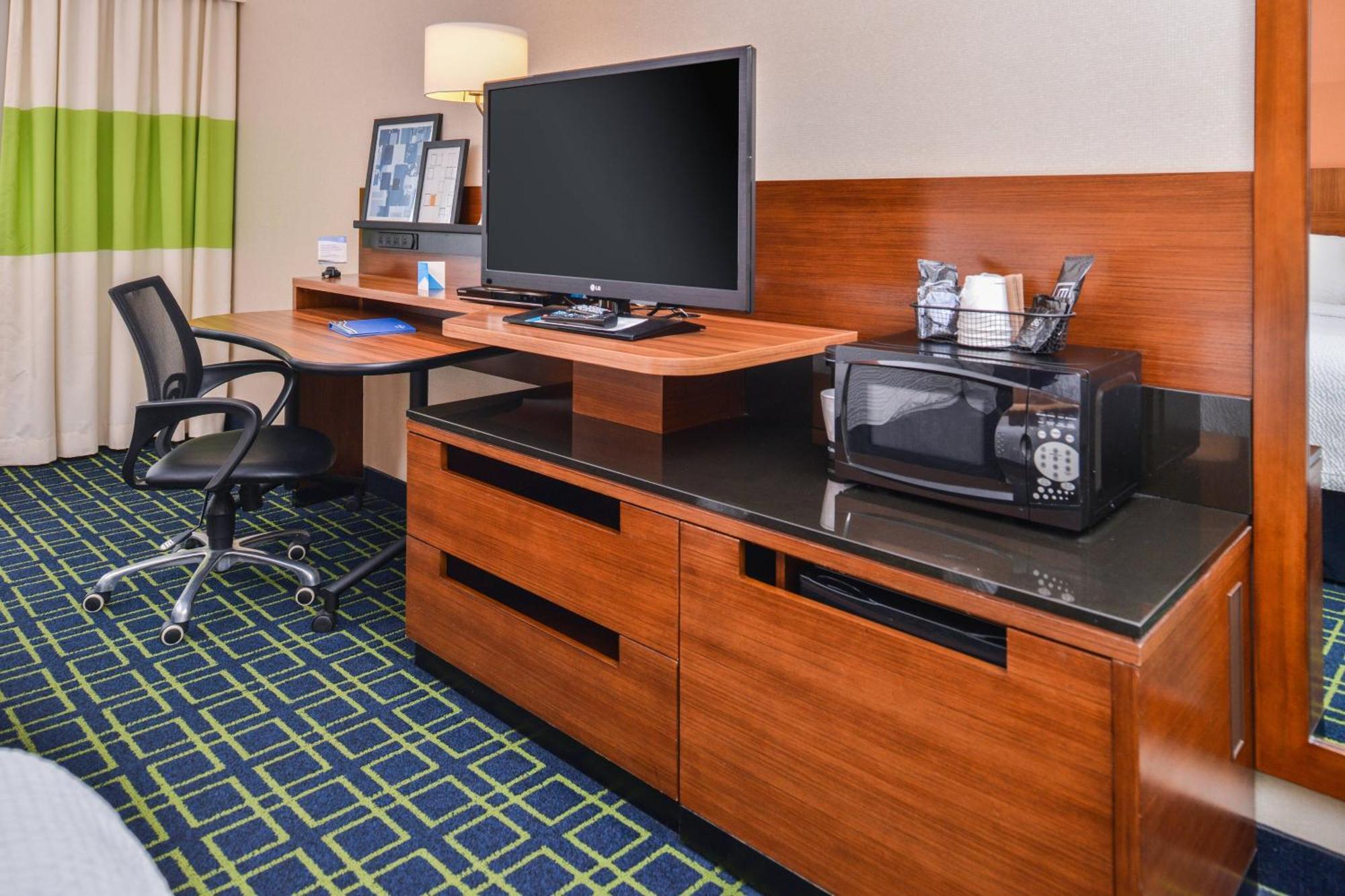 Fairfield Inn Corning Riverside Экстерьер фото
